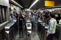 ارائه لایحه دوفوریتی تمدید مترو و اتوبوس رایگان در تهران تکذیب شد