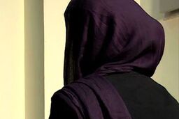 شوهرم هنوز در فکر زندگی سابقش است، طلاق می‌خواهم