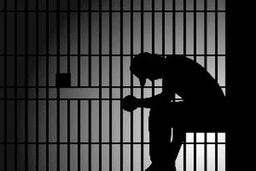اعتراف مرد جنایتکار به قتل کودک 5 ساله: فرزندخوانده‌ام برایم آب نیاورد کشتمش