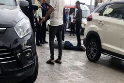 دومین مصدوم حادثه گروگان‌گیری شیراز فوت شد