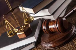 محاکمه مامور پلیس 8 سال بعد از شلیک به یک مظنون