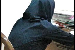 تجاوز و تهیه فیلم سیاه از دختر منشی توسط رییس سابق