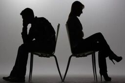 طلاق به دلیل رابطه پنهانی با دخترعموی همسر