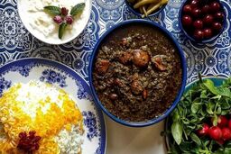 ترفندهایی برای خورش قورمه سبزی جاافتاده و سیاه