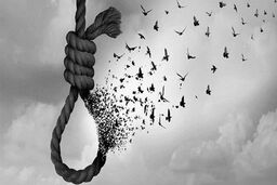 نور امید به زندگی پس از سپری شدن حدود نصف عمر در زندان