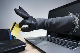 کلاهبرداری بیعانه‌بگیرها با حساب بانکی کارتن‌خواب‌ها