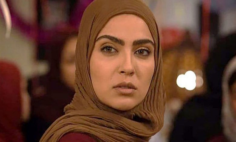 طعنه و کنایه مونا کرمی بعد از صحبت های سپند در برنامه باضیا