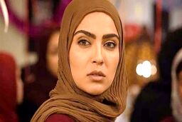 طعنه و کنایه مونا کرمی بعد از صحبت های سپند در برنامه باضیا