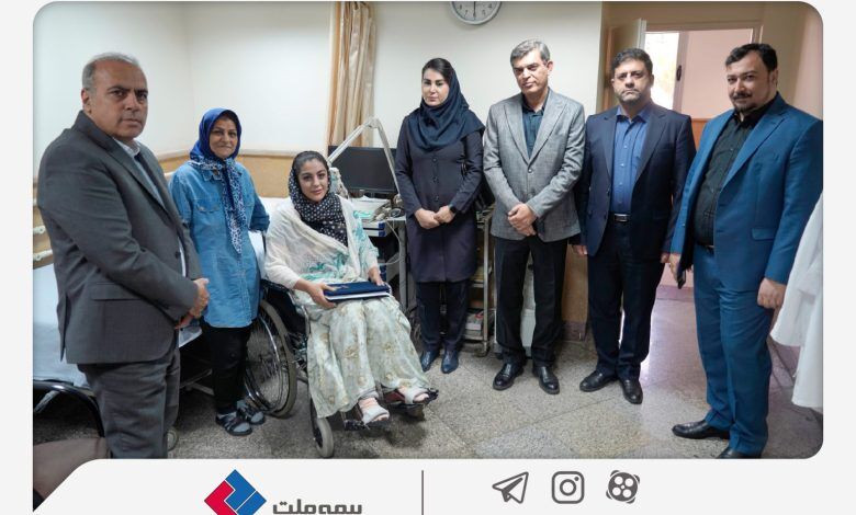 عیادت مدیران بیمه ملت از نماینده سانحه‌دیده شرکت