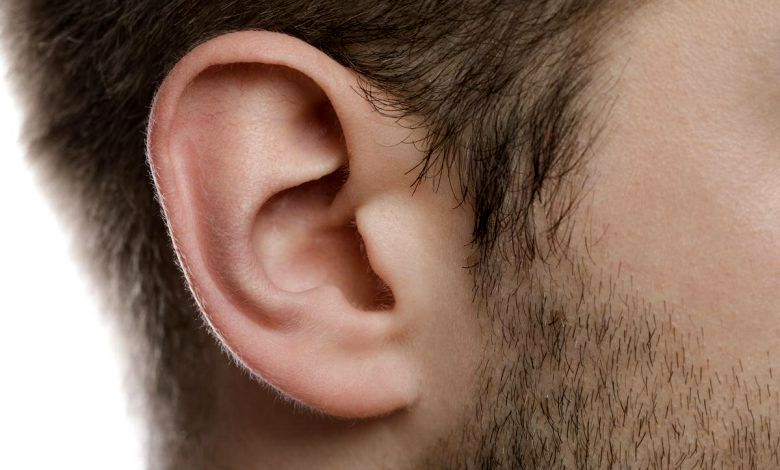 مهم‌ترین عوامل ابتلا به پیرگوشی را بشناسید