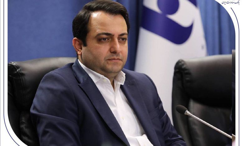 محسن سیفی در نشست شورای عالی مدیران بانک عنوان کرد: اصلاح ساختارهای مالی و فناورانه، رمز پایداری و رقابت‌پذیری بانک صادرات ایران