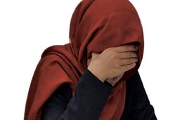 عشق سیاه دختر 15 ساله زندگی‌اش را نابود کرد