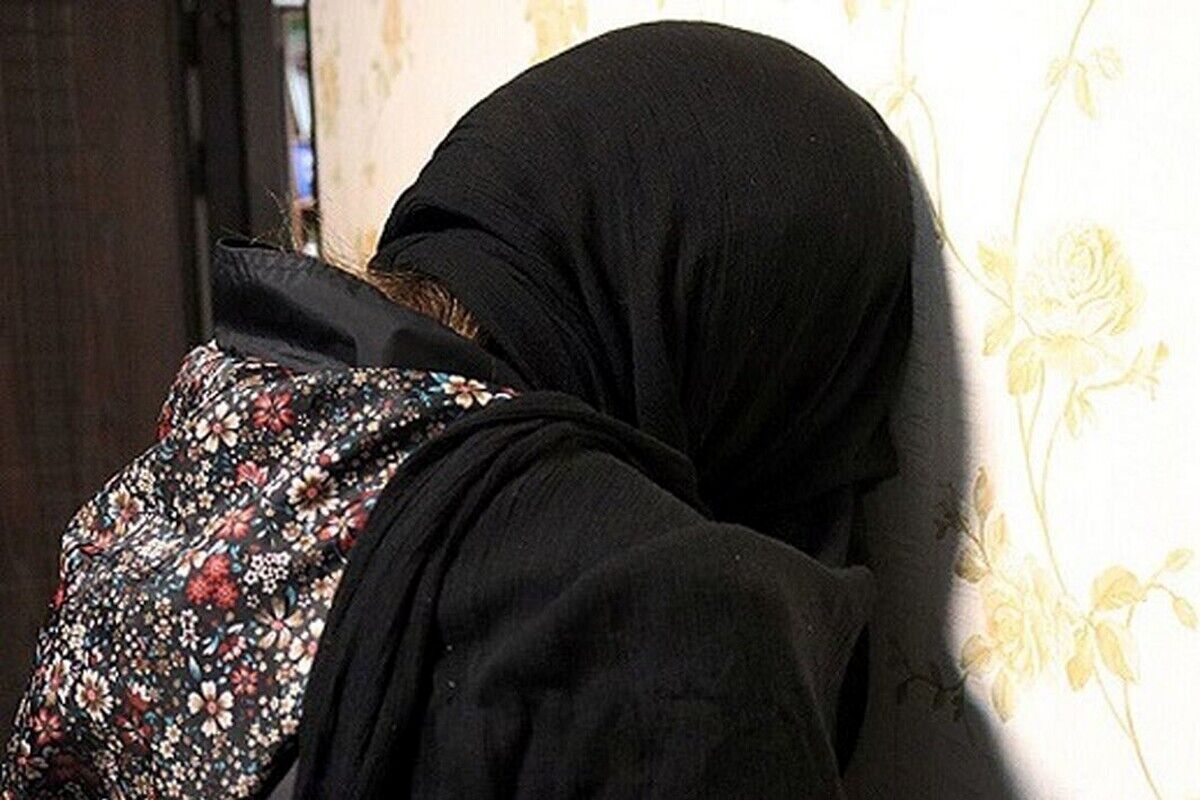 زن جوان: مردی را که در خانه‌اش اسیر بودم کشتم