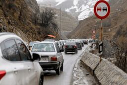 مه و باران در جاده های ۱۸ استان/ این محورها مسدود است